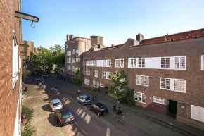 Beautiful local Apt in the heart of Amsterdam